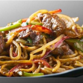 Massa com carne Vaca