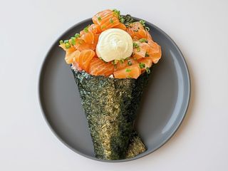 Temaki de Salmão com Philadelphia