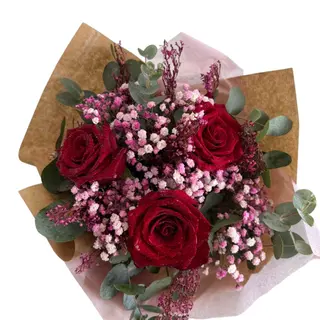 Ramo com 3 Rosas Vermelhas e Vivás