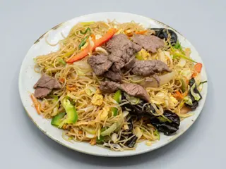 A29 Massa Arroz com Vaca