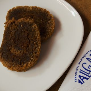 Torta de Amêndoa - Algarvian Almond Roulade