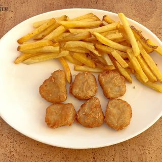 Nuggets de Frango (6 uni.)- Chicken Nuggets (6 pc)