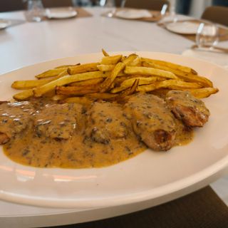 Medalhoes de porco - Pork Medallions