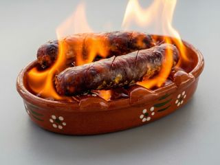 Chouriço Assado com Broa 