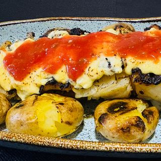 Lombo de Bacalhau Parmegiana ao Chilli + Sopa + Sobremesa