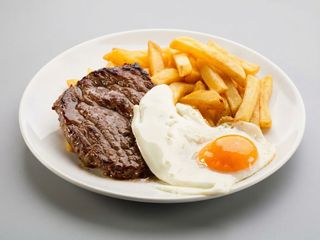 Bitoque no prato + Sopa