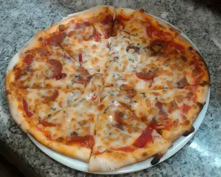 Pizza Peperoni