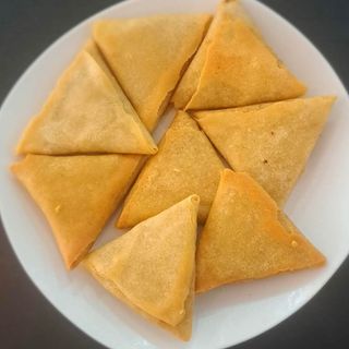 2 unidade Chamusa de frango