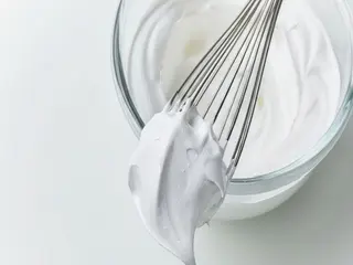 Caixa Panna Montata (Chantilly)