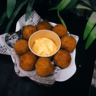 Bolinhas de Alheira