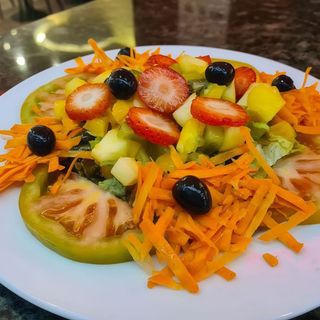 Salada Tropical