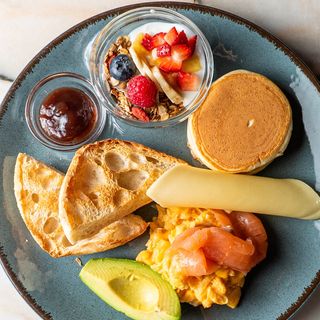 Wilson Super Breakfast