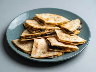 Cogumelos Quesadilla