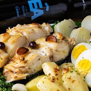 1 DOSE DE BACALHAU ASSADO NA BRASA