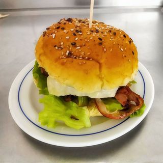 Hamburguer com cogumelos