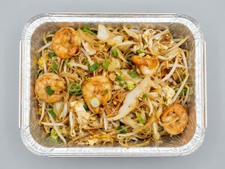 64.Massa fina com gambas(大虾炒米粉)