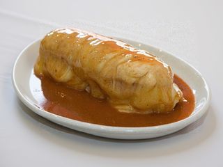 Cachorro Especial com Molho de Francesinha