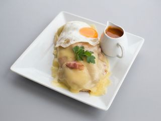 Francesinha Especial de Frango