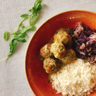 Almôndegas de Peru c/ molho cremoso de Hortelã (a partir das 12h00)