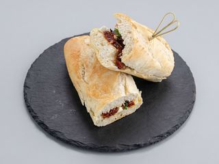 Baguete/Wrap de Rúcula e Tomate Seco