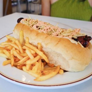 Cachorro mansão c/batata frita