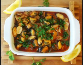 Mexilhões à Marinheira