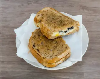 Tosta Mediterrânea