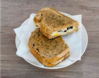 Tosta Mediterrânea