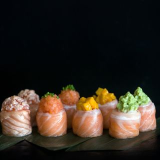 Gunkan Salmon Lover 8 pecas X