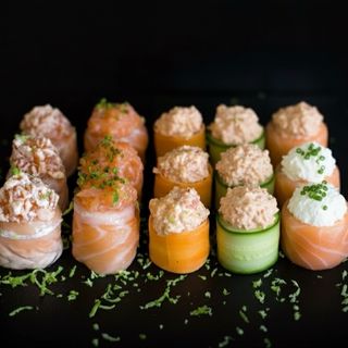 Menu Gunkan[ 15 pecas]