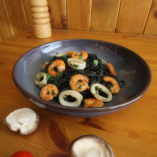 Spaghetti Al Nero Gamberetti