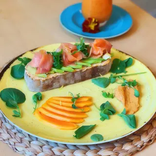 Tosta de Salmão Fumado