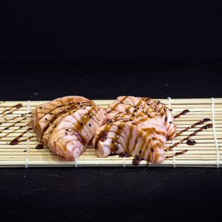 Sashimi Salmão Braseado (5) pecas