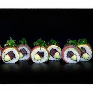 Tuna Mix (Uramaki) 8 pecas ::