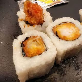 California gamba frita com amêndoas