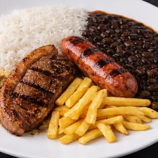 Bifinho de novilho com 2 salsichas grelhadas