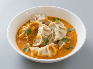 Veg jhol momo 