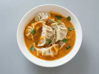 Jhol momo chicken