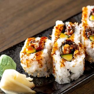 29. Unagi Rolls 8 Peças