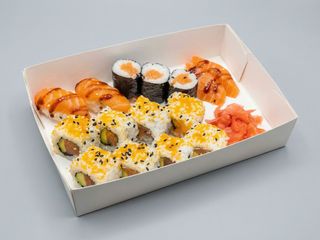 45. Misturada Sushi Box 15 Peças