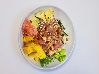 32. Atum Poke Bowls