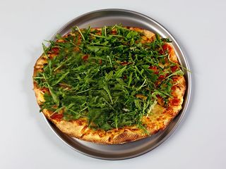 Pizza Caprese (Média)