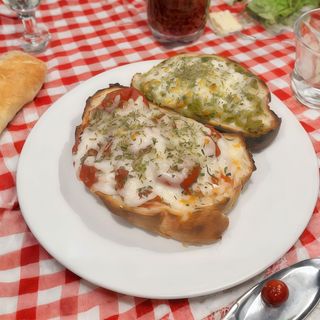 Bruschetta mortadella