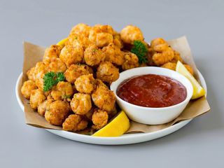 Pipoca de Camarão/ prawn popcorn