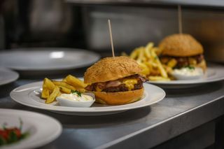 Hambúrguer Bacon e Cheddar