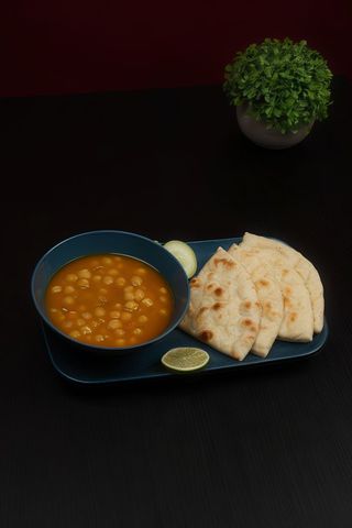Grão de Bico com Naan/Chole Kulche