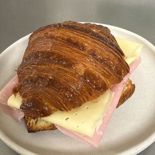 Croissant Misto