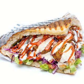 Sanduíche com Falafel