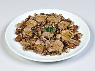 C21. Porco com cogumelos 