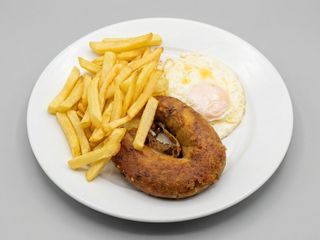 Alheira Vegetariana Grelhada c/ Ovo Estrelado